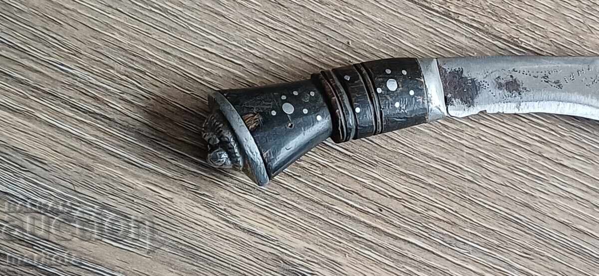 Livrarea Pumnal vechi - KUKRI - macetă*