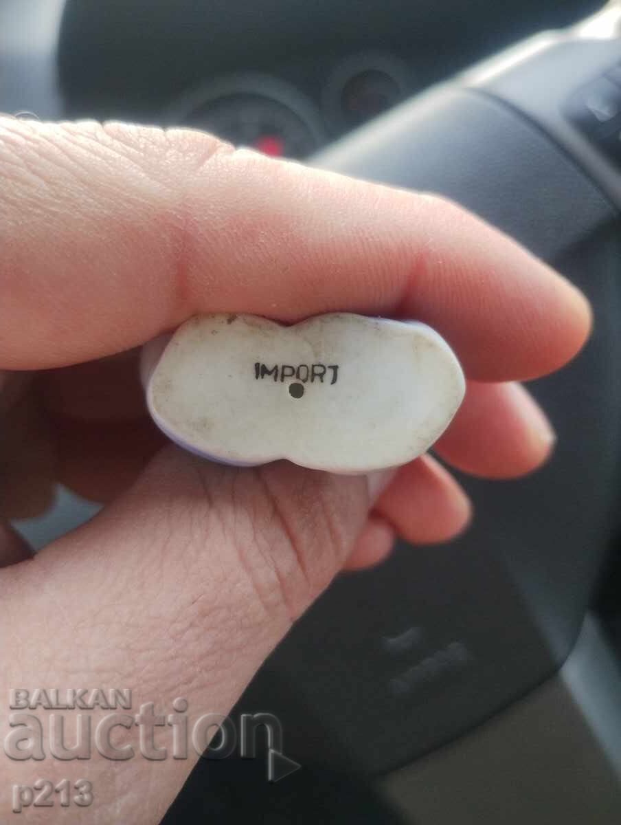 Porcelain kitten with price € 10.00 | 19.56 BGN