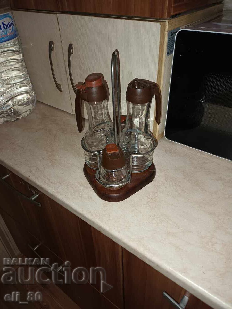 Set de bucătărie foarte vechi, din anii '70