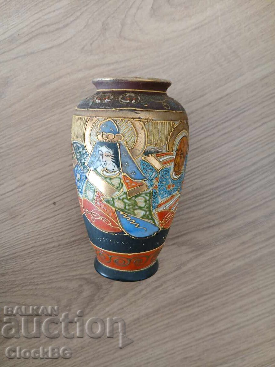 Type: Japanese Satsuma vase Period: Early-Mid 20th century with price € 49.00 | 95.84 BGN