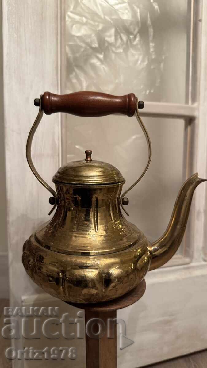 Ceainic vintage din alamă, Franța, 900ml cu preț € 42.00 | 82.14 BGN