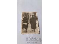 Fotografie Sofia Două femei la plimbare 1940