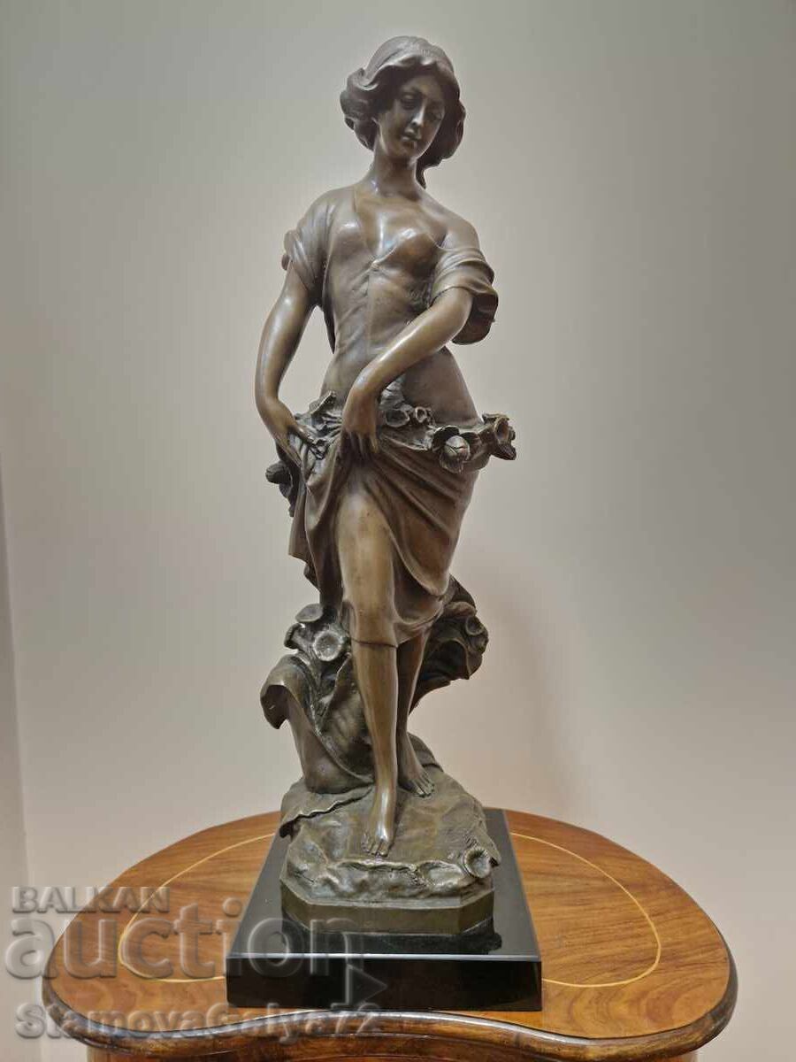 Figurină franceză superbă din bronz cu preț € 1109.00 | 2169.02 BGN Figurină franceză superbă din bronz cu preț € 1109.00 | 2169.02 BGN