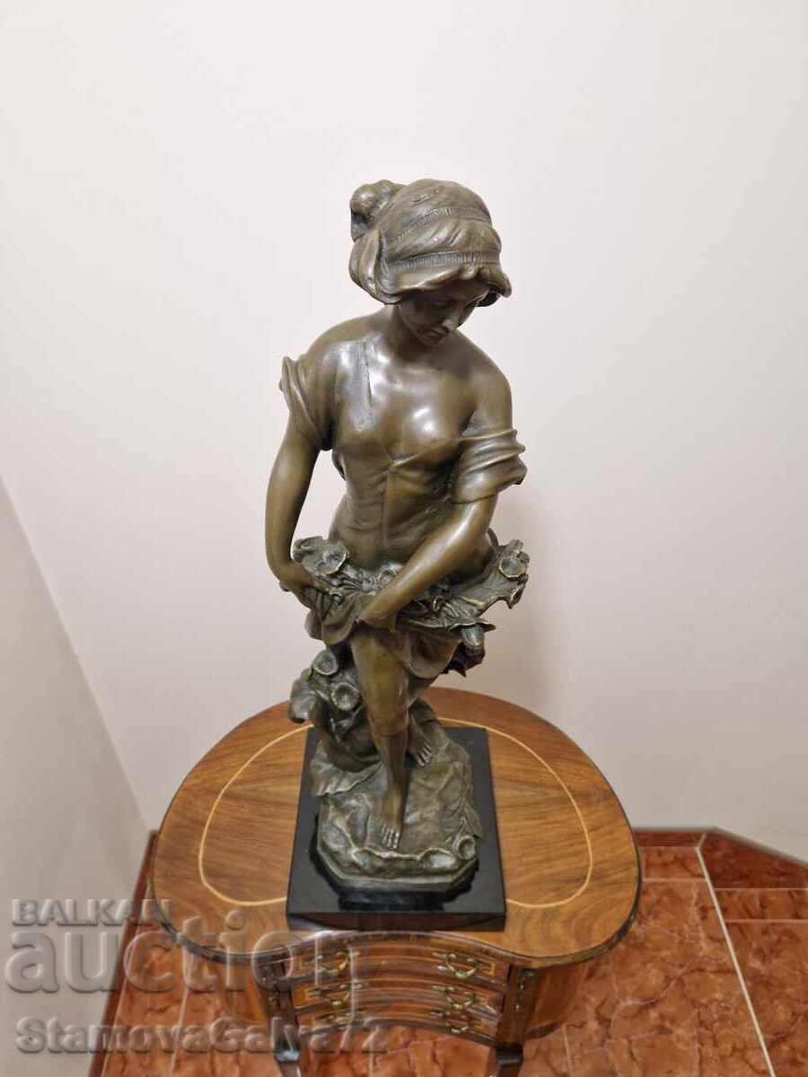 Licitație Figurină franceză superbă din bronz Licitație Figurină franceză superbă din bronz