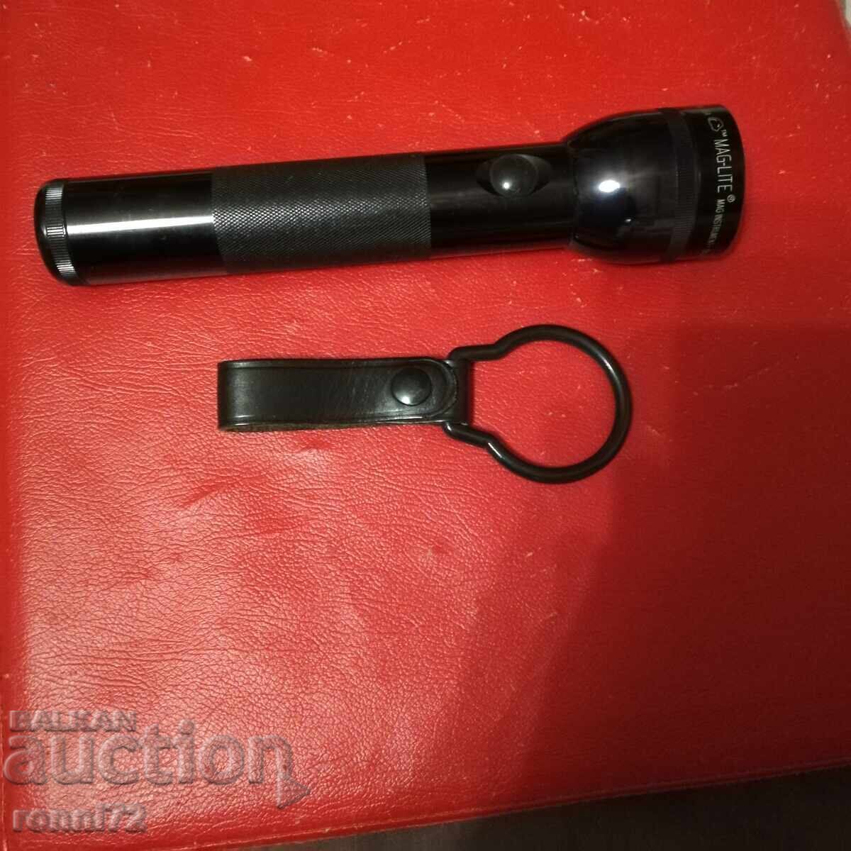 Lanterna de poliție Mag Lite