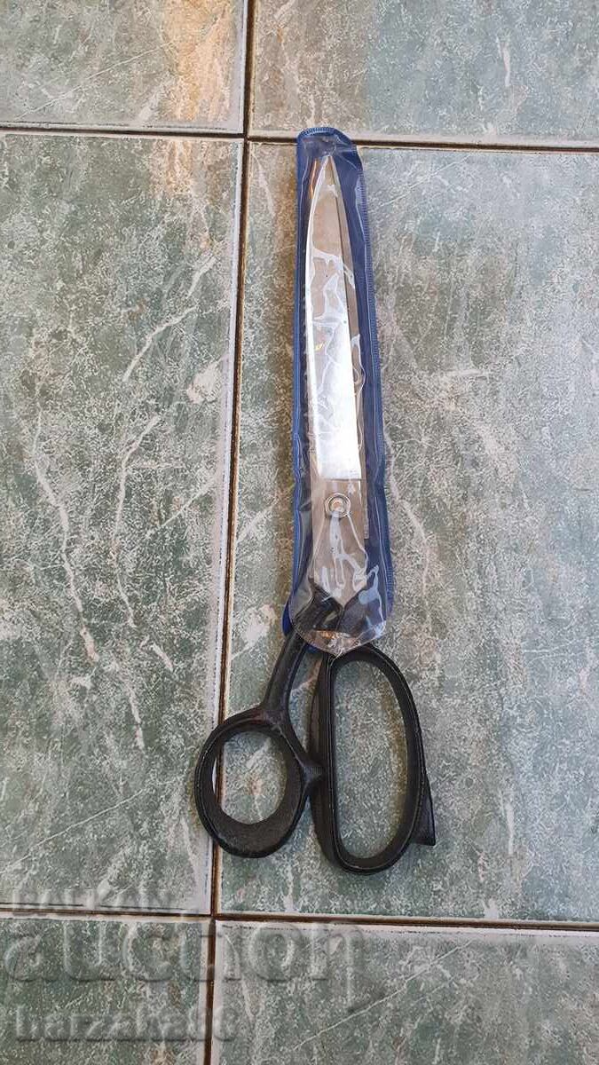 Μεγάλο Ψαλίδι με τιμή € 15.00 | 29.34 BGN Μεγάλο Ψαλίδι με τιμή € 15.00 | 29.34 BGN