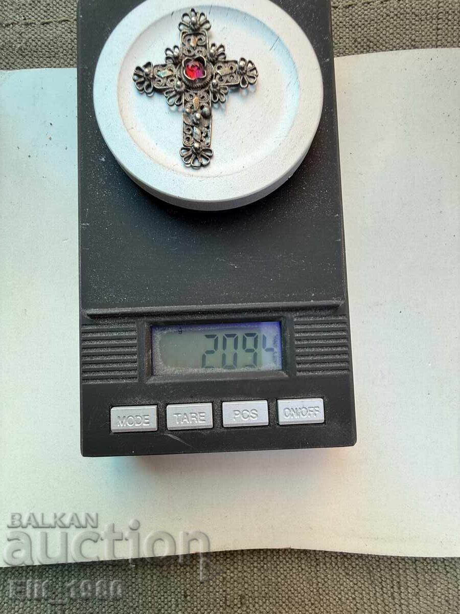 Crucea de argint renascentista cu preț € 28.50 | 55.74 BGN