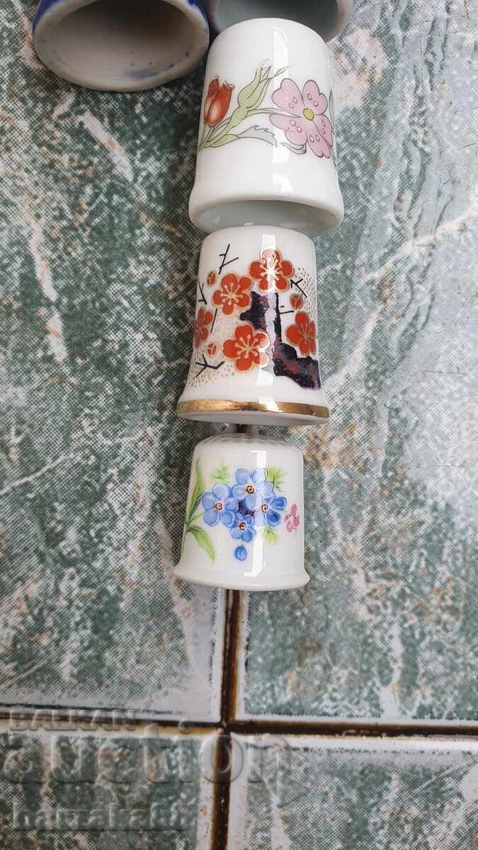 12 buc. Degetare din porțelan cu preț € 20.00 | 39.12 BGN