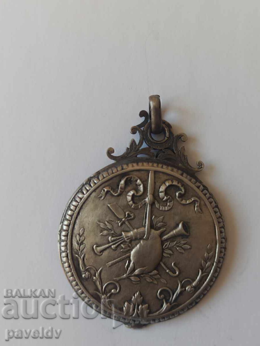 Delivery of Revival silver hammered cut jewelry - pendant - tepelik Delivery of Revival silver hammered cut jewelry - pendant - tepelik