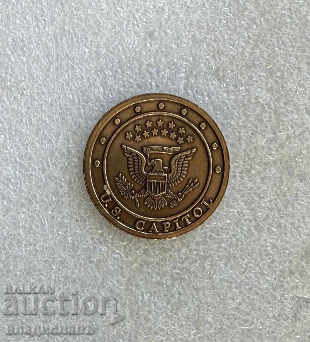 Jetonul Capitoliului SUA cu preț € 6.00 | 11.74 BGN