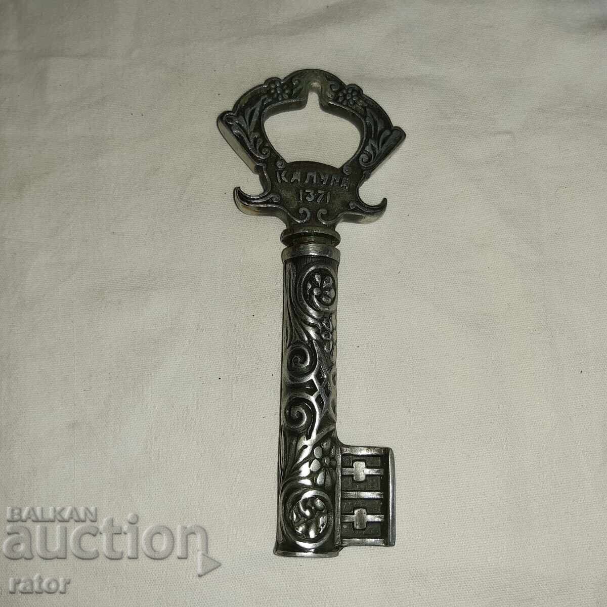 Παλιό ανοιχτήρι - κλειδί με τιρμπουσόν