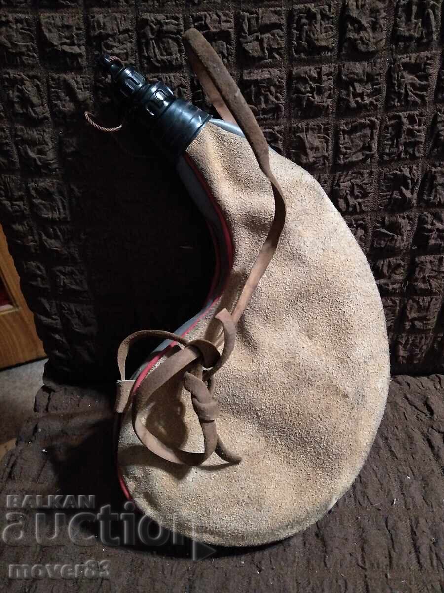 Licitație Carafă din piele. Sac. Spania Licitație Carafă din piele. Sac. Spania