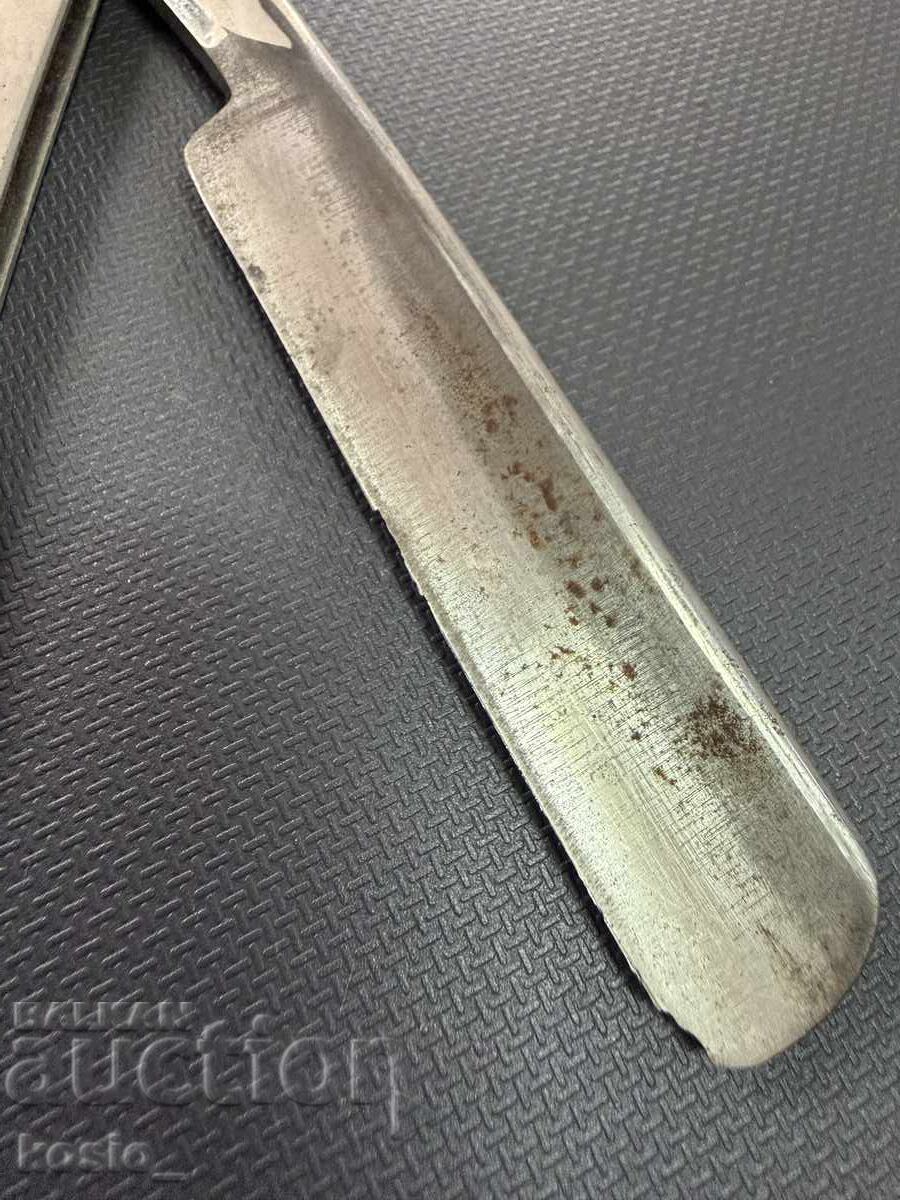 Livrarea Vechi aparat de ras masiv