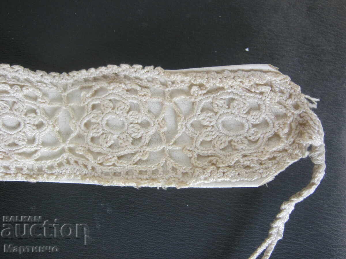 Licitație Curea veche brodată broderie dantelă cordon