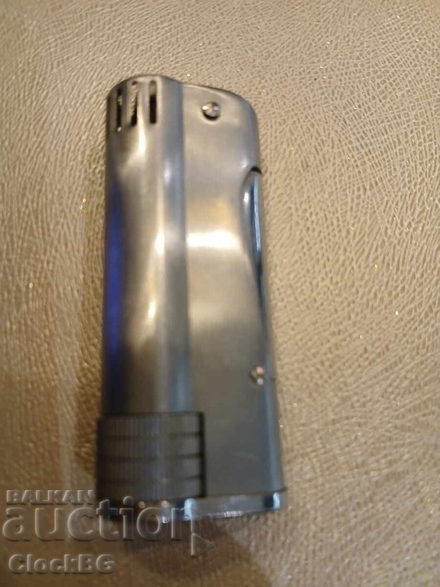 Аукцион Винтидж бензинова запалка CONTINENTAL