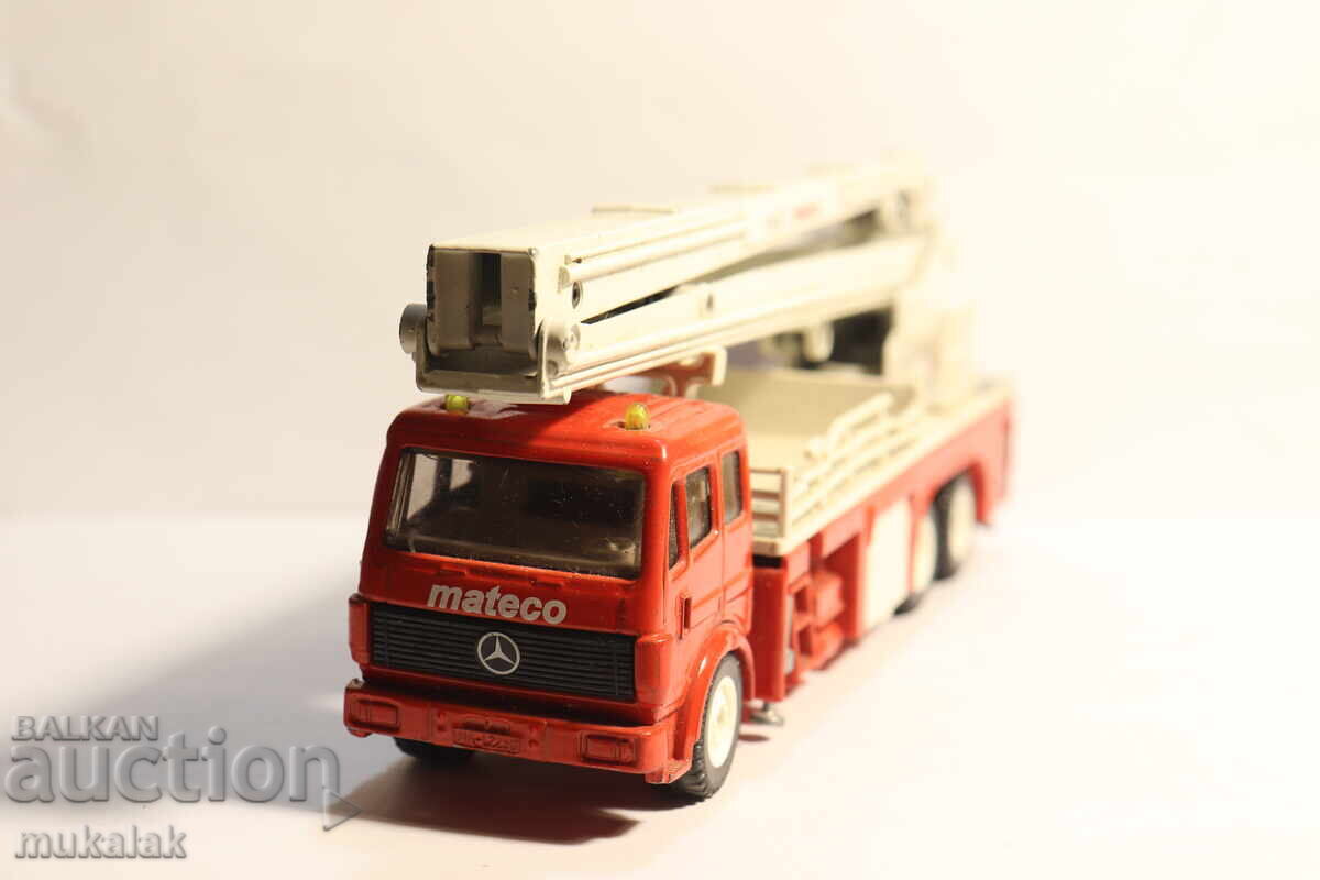 Licitație 1:55?? SIKU CAMION DE POMPIERI ?? MODEL DE MAȘINĂ