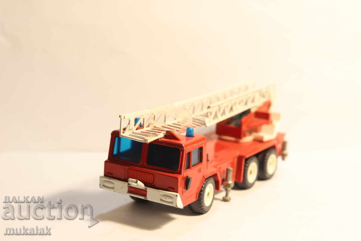 Δημοπρασία 1:55?? SIKU ΦΟΡΤΗΓΟ ΠΥΡΟΣΒΕΣΤΙΚΟ ΓΕΡΑΝΟΣ ΑΜΑΞΑΚΙ ΜΟΝΤΕΛΟ