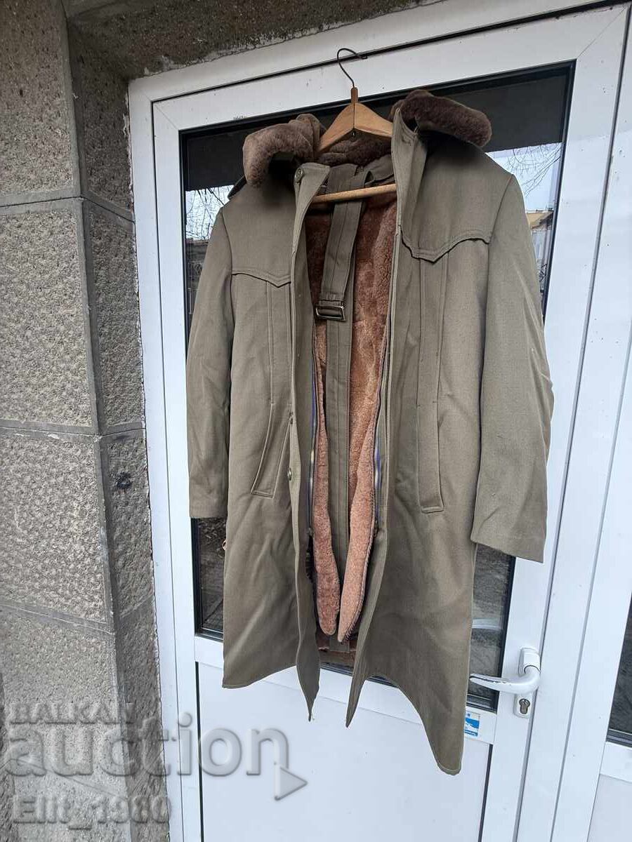 Офицерска шуба с овча кожа