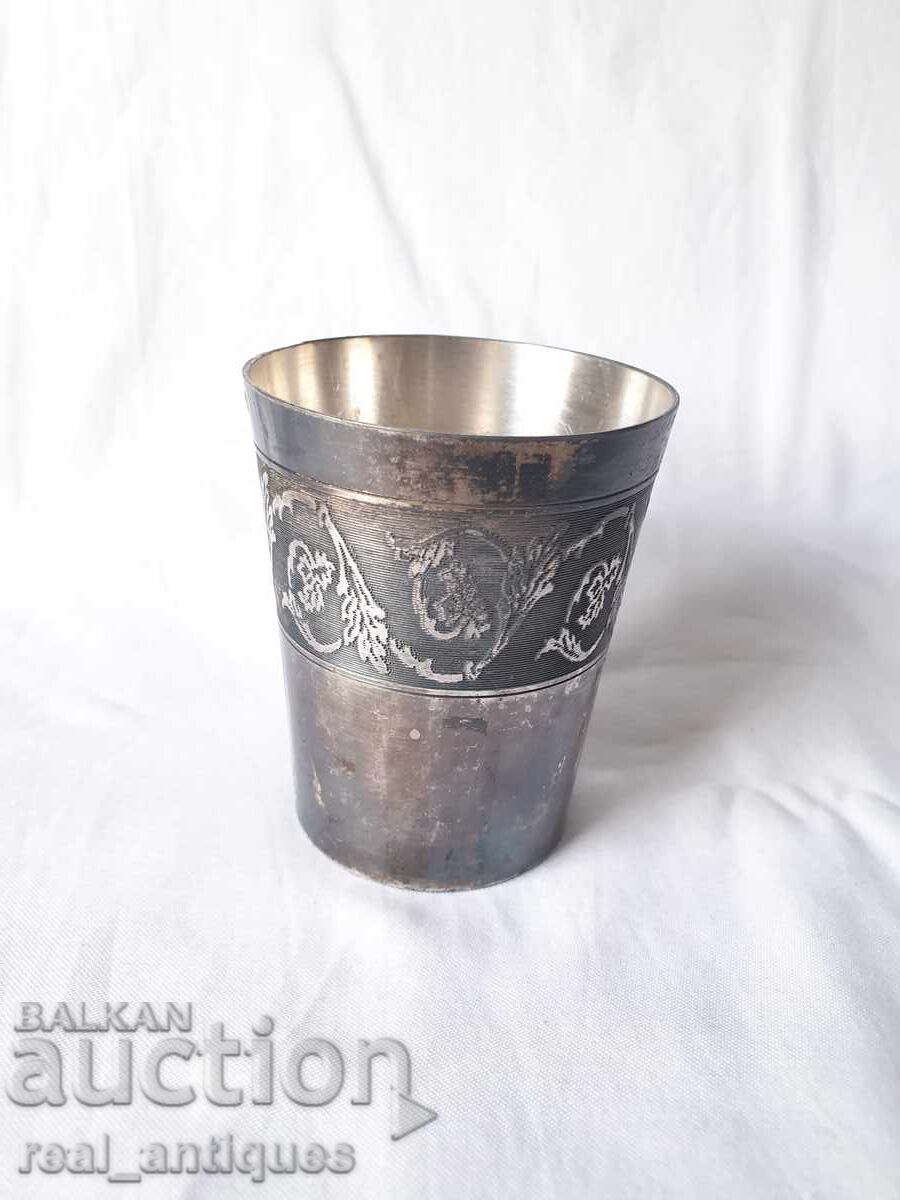 Επάργυρο κύπελλο