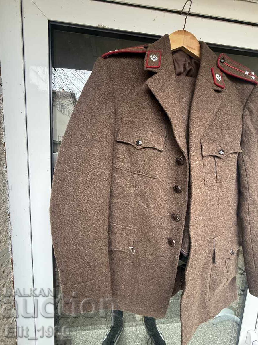 Uniformă de luptă de ofițer cu preț € 35.00 | 68.45 BGN Uniformă de luptă de ofițer cu preț € 35.00 | 68.45 BGN