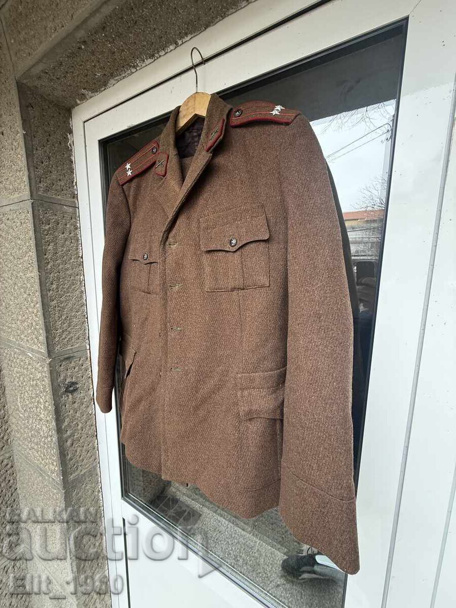 Uniformă de luptă de ofițer cu preț € 50.00 | 97.79 BGN