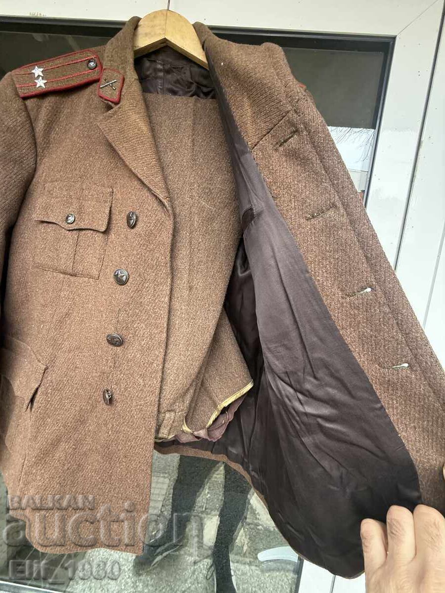 Livrarea Uniformă de luptă de ofițer