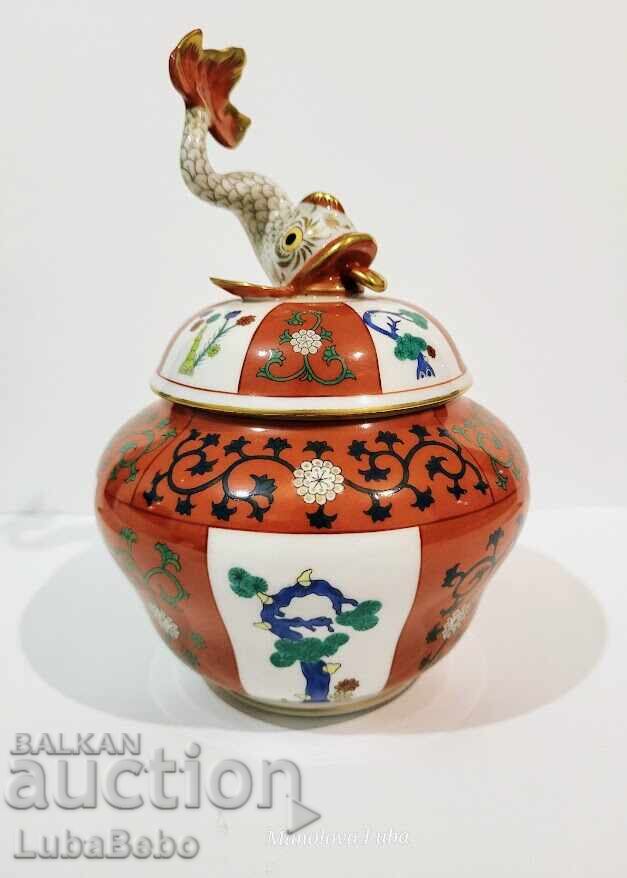 Borcan pentru bomboane sau zaharniță Herend “Red Dynasty”