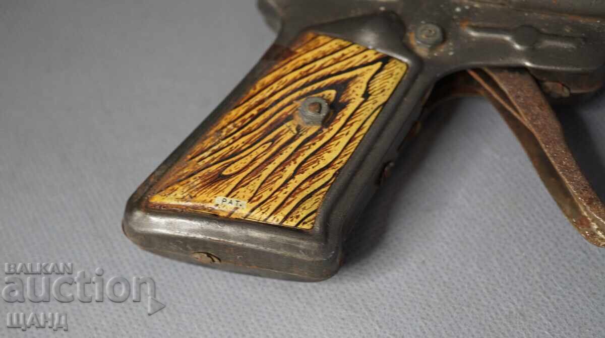 Auction  Old Japanese metal toy model revolver pistol