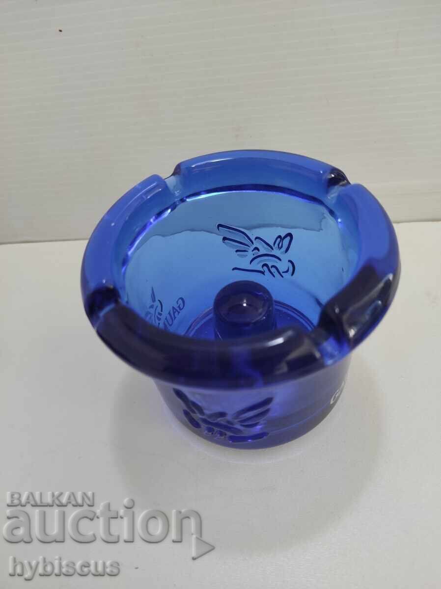 Nou scrumier francez de marcă. Gauloises