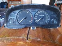 Παλιό ταμπλό αυτοκινήτου Ford