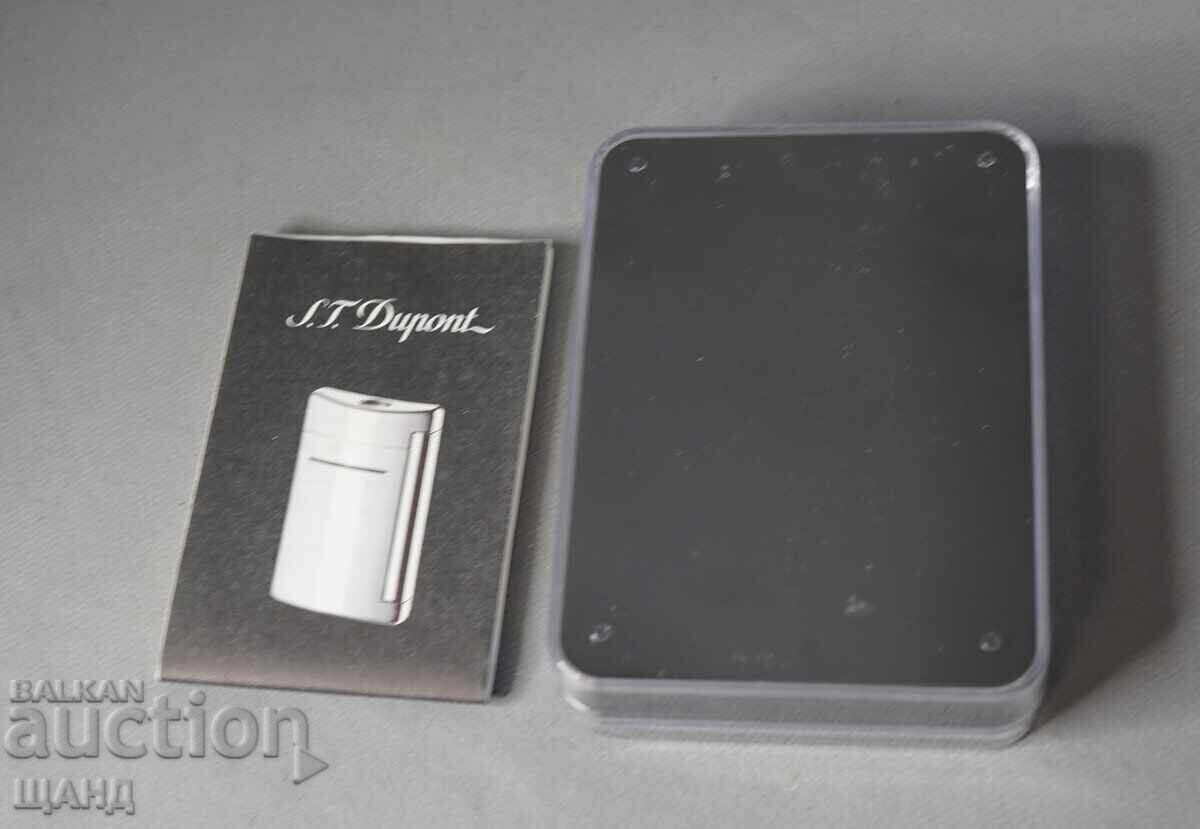 Licitație S.T. Dupont Cutie pentru brichetă de lux maxijet Licitație S.T. Dupont Cutie pentru brichetă de lux maxijet