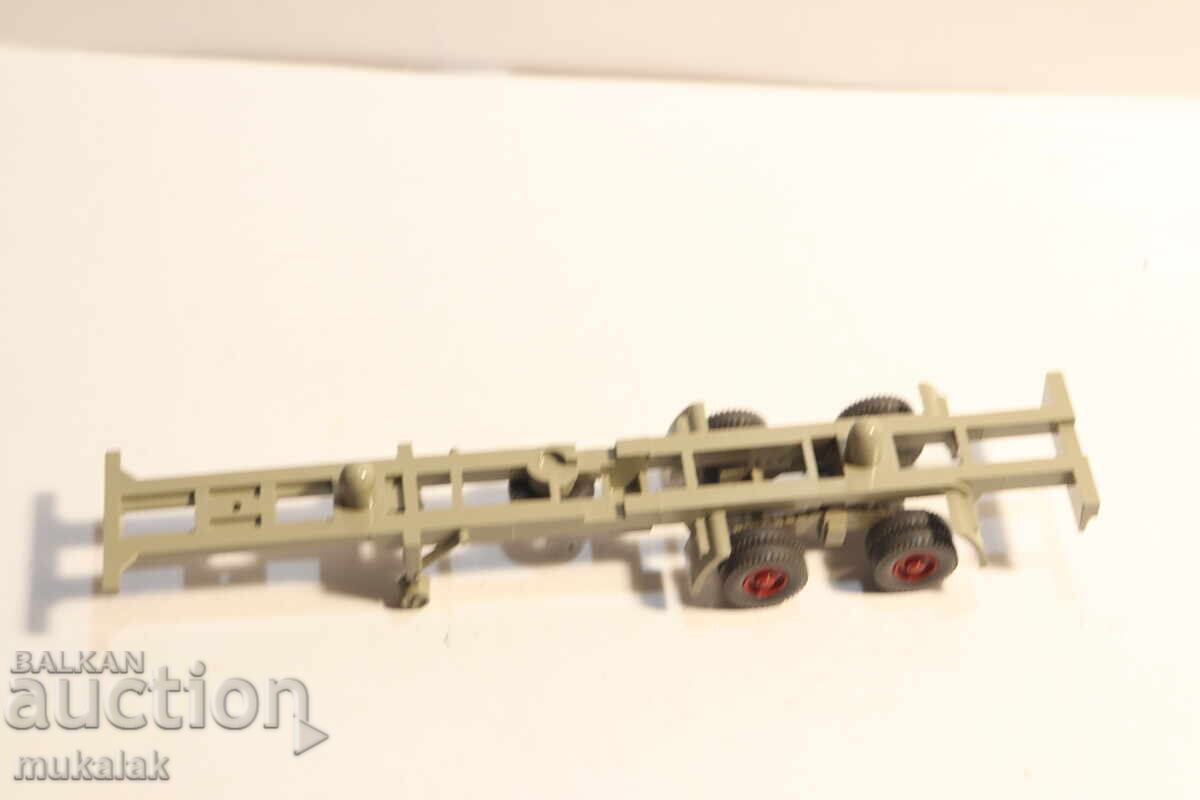 WIKING ? HERPA? H0 1/87 REMORCĂ CAMION MODEL TIR cu preț € 2.00 | 3.91 BGN