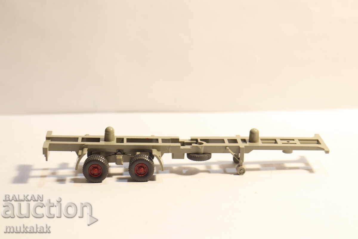Licitație WIKING ? HERPA? H0 1/87 REMORCĂ CAMION MODEL TIR