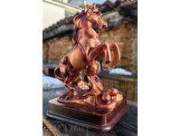 STATUETTE FIGURE PLASTIC MATERIAL UNKNOWN