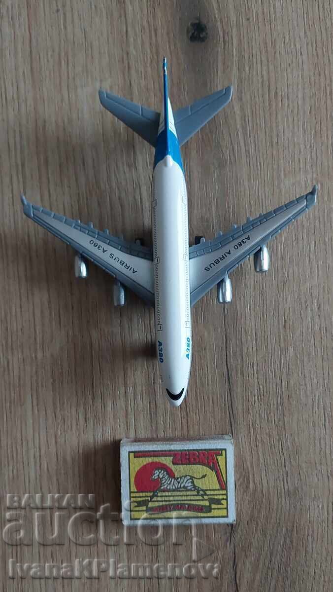 Toy airplane, metal, with mechanism for collectors - 7 Toy airplane, metal, with mechanism for collectors - 7