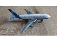 Μεταλλικό αεροπλάνο παιχνίδι με μηχανισμό για συλλέκτες