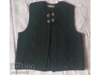 Retro knitted green wool vest SCHEIBER