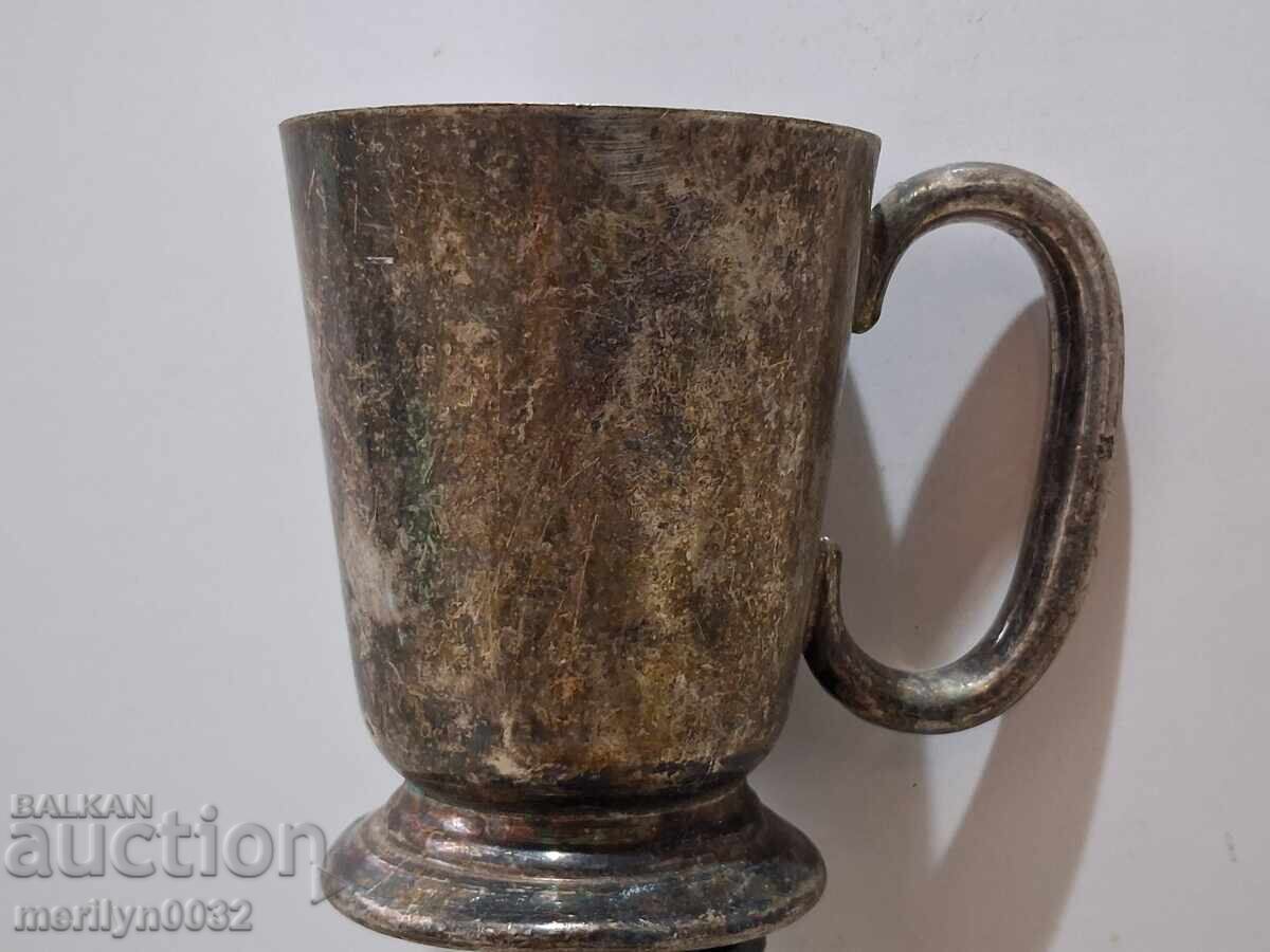 Vechi pahar gros argintat