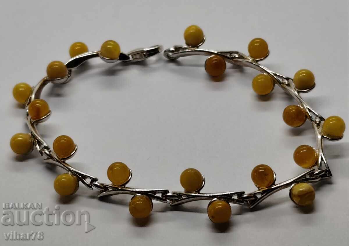 Delicate silver bracelet with 22 pieces of yellow amber - 5