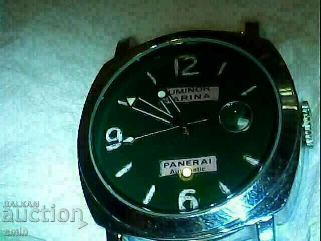 красив 4асовник luminor panerаi.automatik работи перфектно с цена € 30.00 | 58.67 лв.