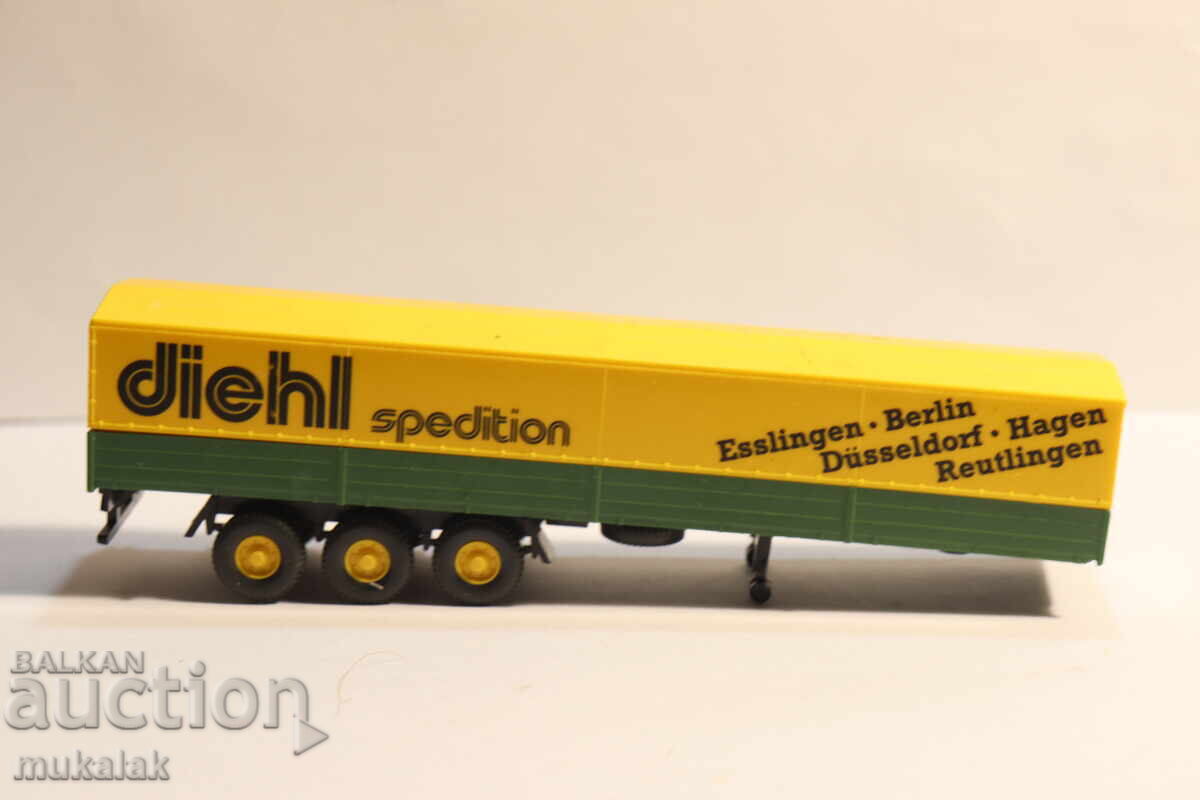 WIKING H0 1/87 REMORCĂ CAMION MODEL TIR cu preț € 2.50 | 4.89 BGN