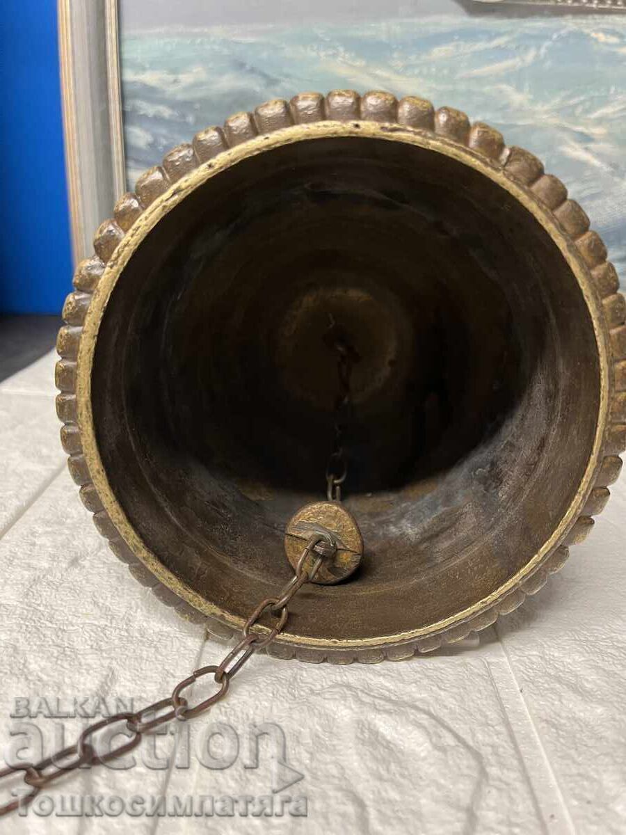 Παράδοση Παλιά, μπρούτζινη, εκκλησιαστική καμπάνα