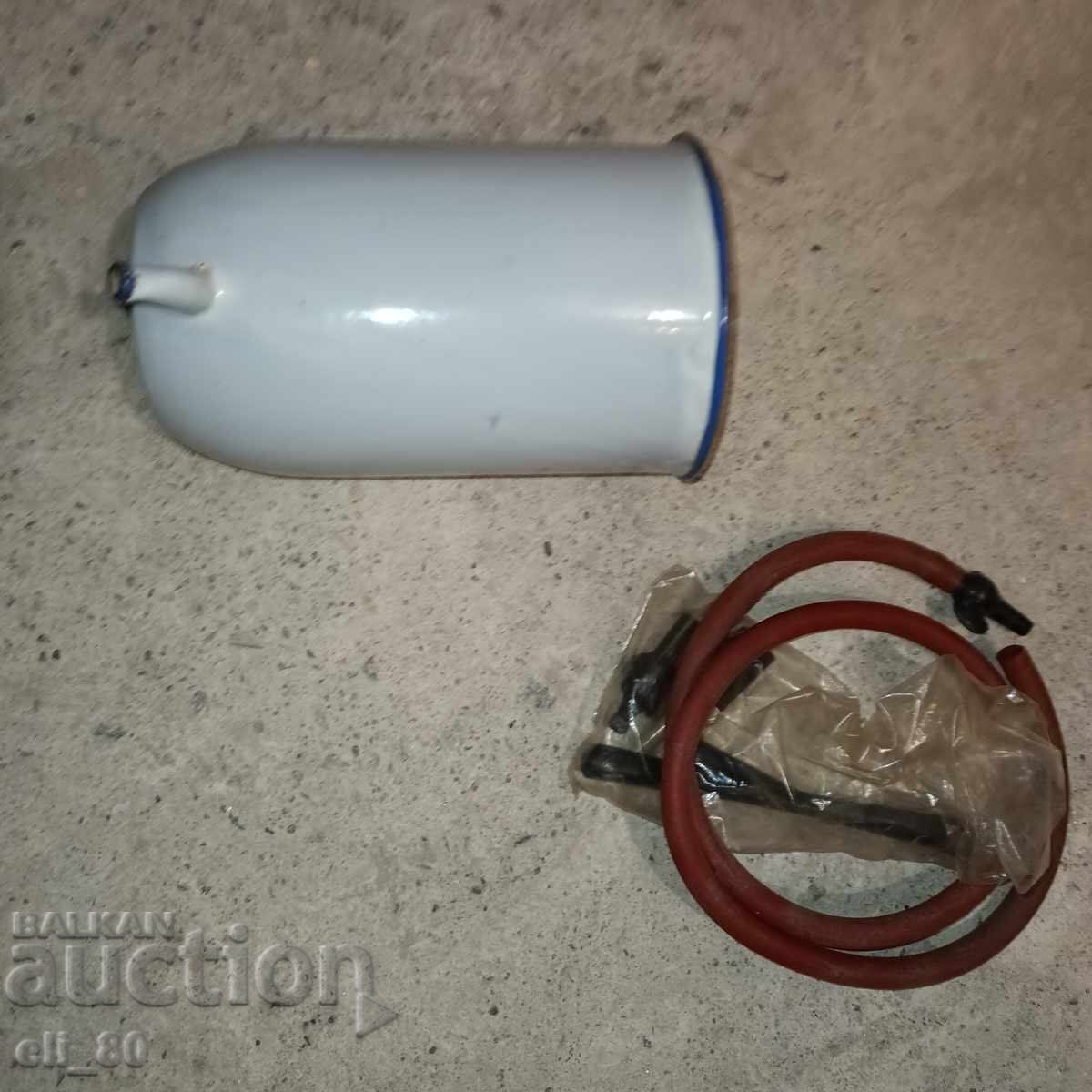 Ολοκαίνουργιο σμαλτωμένο σετ για κλύσμα με τιμή € 15.00 | 29.34 BGN Ολοκαίνουργιο σμαλτωμένο σετ για κλύσμα με τιμή € 15.00 | 29.34 BGN