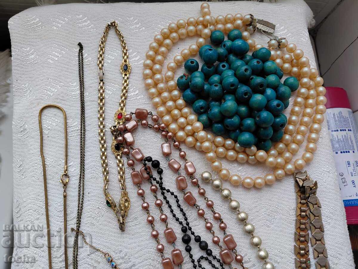 Licitație Bijuterii vechi, întregi și piese, lot unsprezece