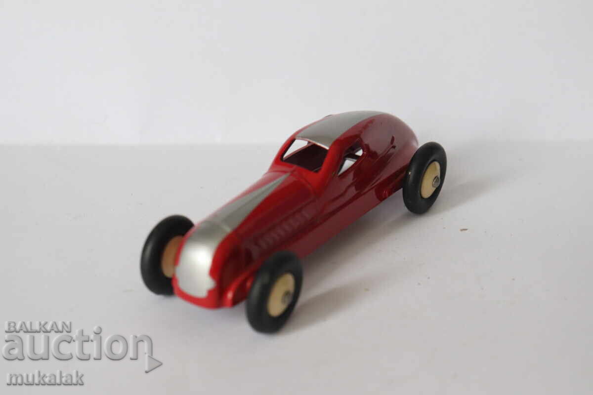 Auction DINKY TOYS TRUCK CAR SPORT MODEL Auction DINKY TOYS TRUCK CAR SPORT MODEL