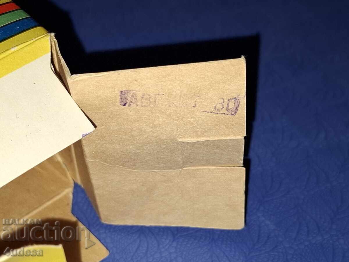 1980 godina metalic Moscovici A19 pick-up scară 1:43 verde închis - 7