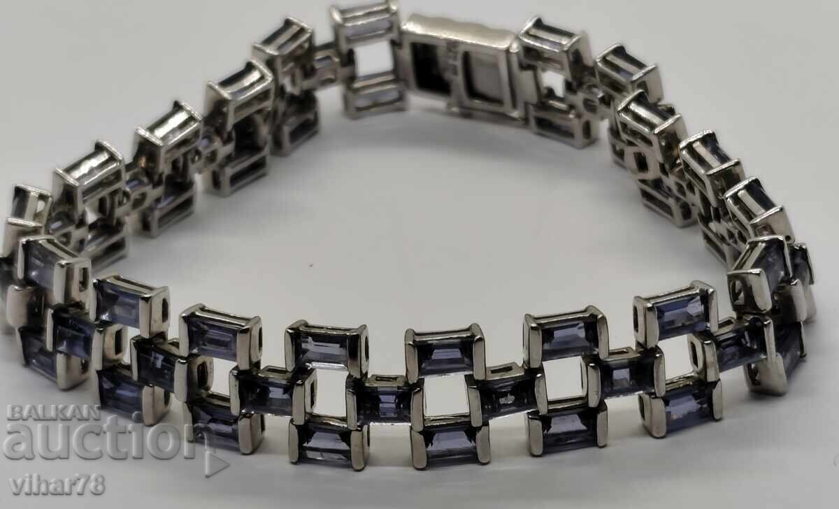Silver bracelet 925 grade with iolite