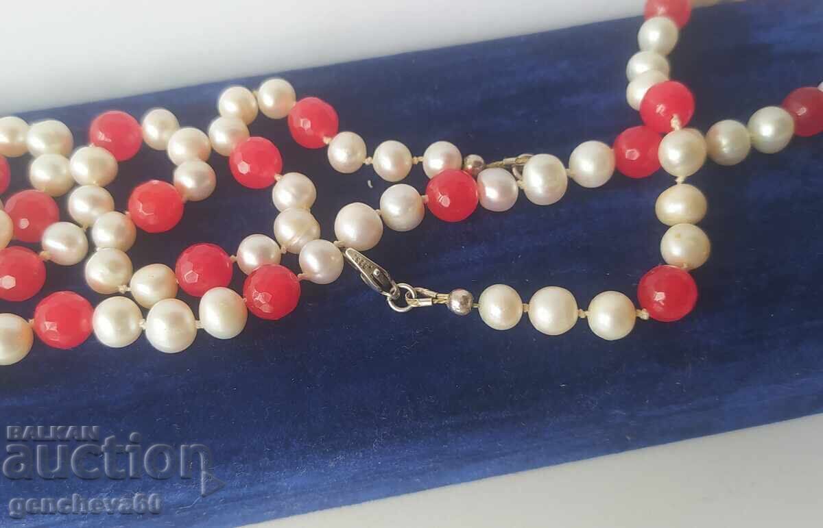 Auction  Wonderful double necklace with natural pearls, crystals, silver, and a brooch