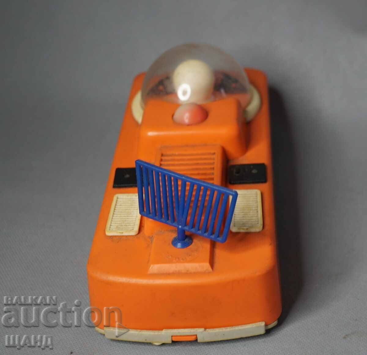 Доставка на Стара Руска пластмасова играчка модел луноход космос