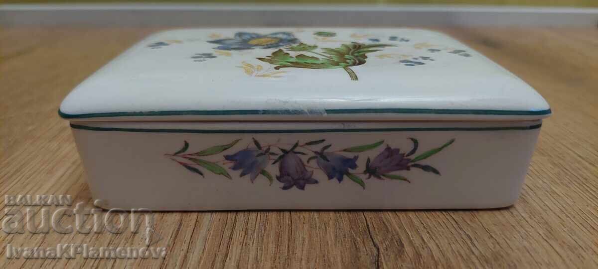 Vintage English Porcelain Box for Collectors with price € 12.00 | 23.47 BGN